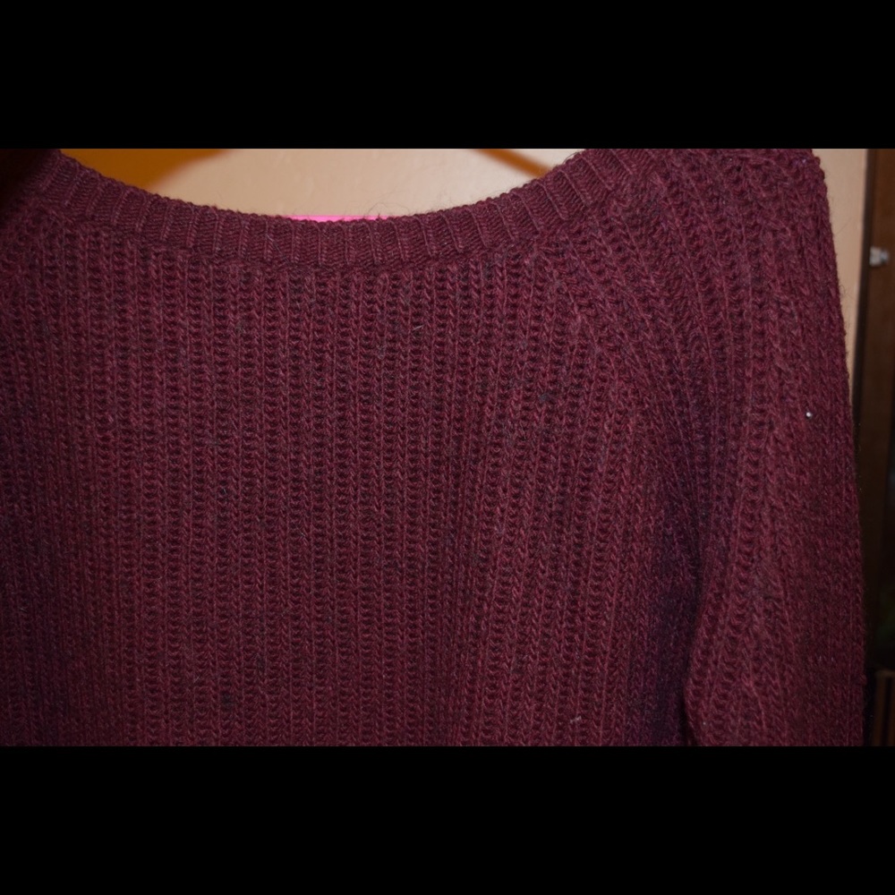 Brandy Melville maroon crop sweater